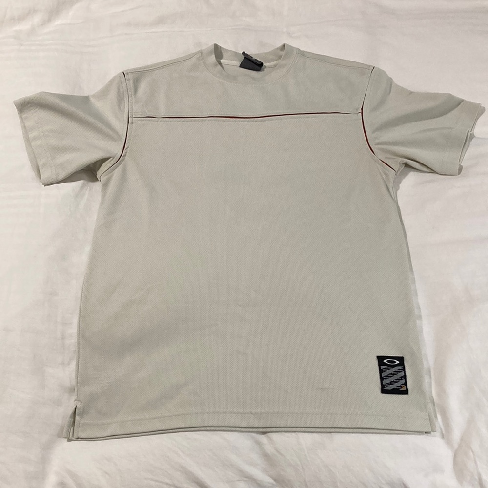Mens athleisure short sleeve top